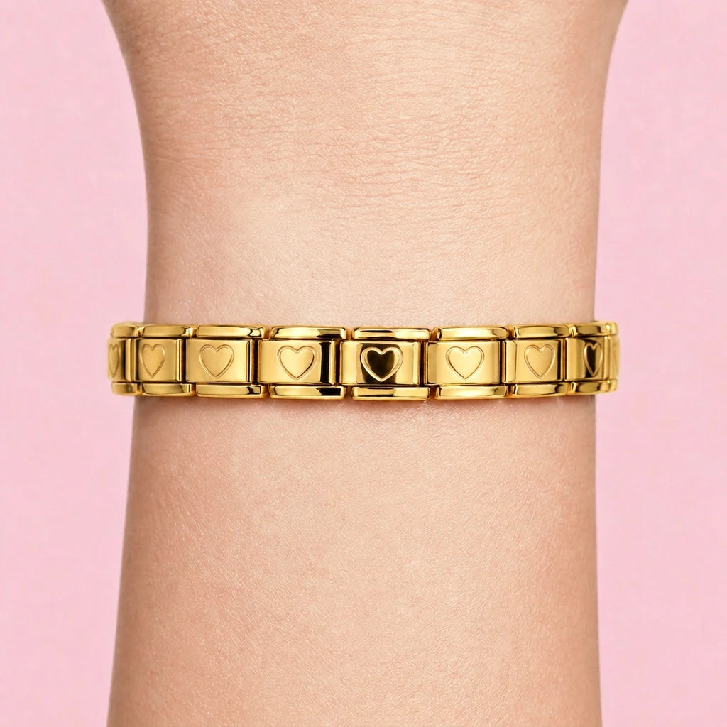 Heart Bracelet [G] on wrist