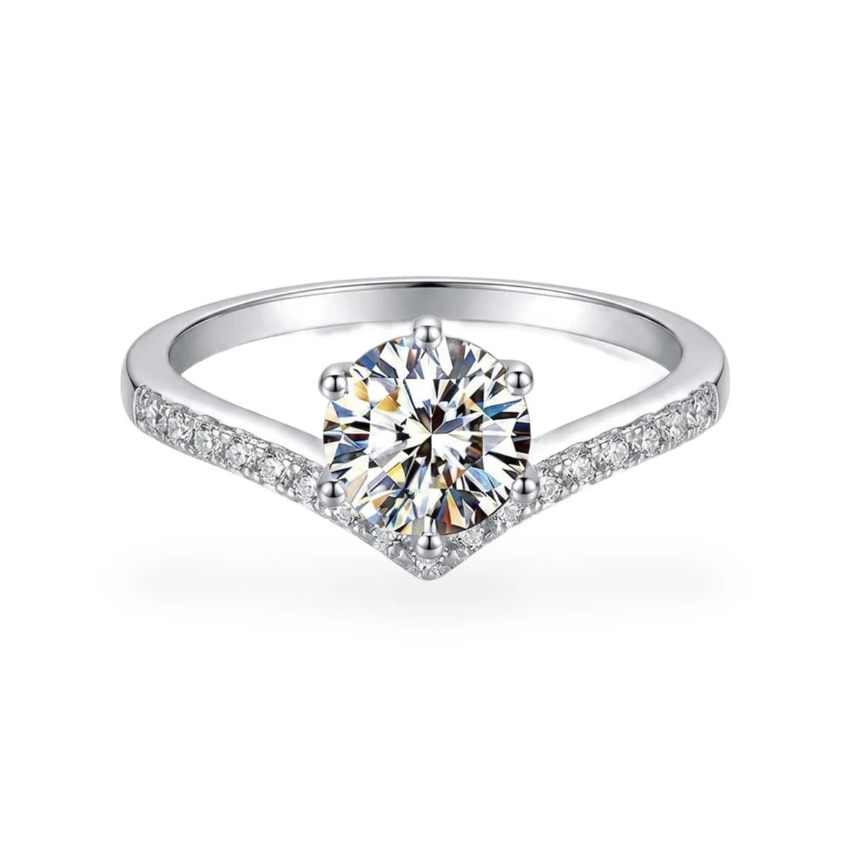 Vetta chevron ring in 925 sterling silver with six-prong round moissanite